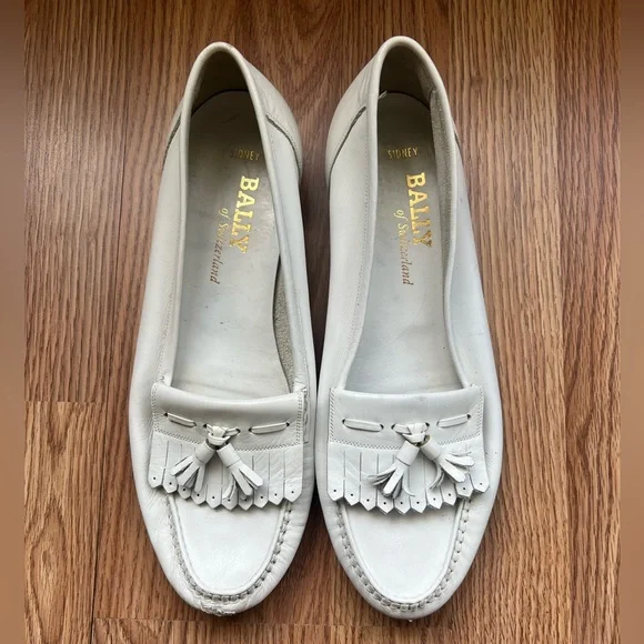Bally | Shoes | Bally White Loafers Leather Round Toe Sydney  display picture 2